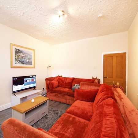 Crystal House 10Min To Manchester City Centre Ideal For Work And Leisure Ngoại thất bức ảnh
