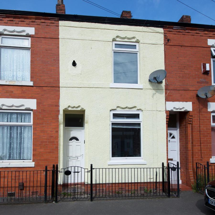 Crystal House 10Min To Manchester City Centre Ideal For Work And Leisure Ngoại thất bức ảnh