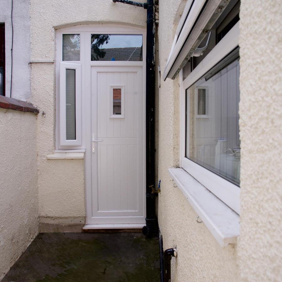 Crystal House 10Min To Manchester City Centre Ideal For Work And Leisure Ngoại thất bức ảnh